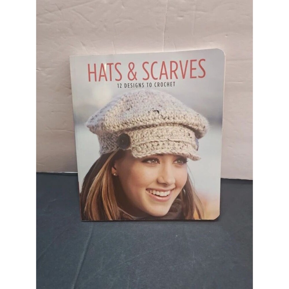 Vintage Hats & Scarves Crochet Pattern Booklet - Leisure Arts
